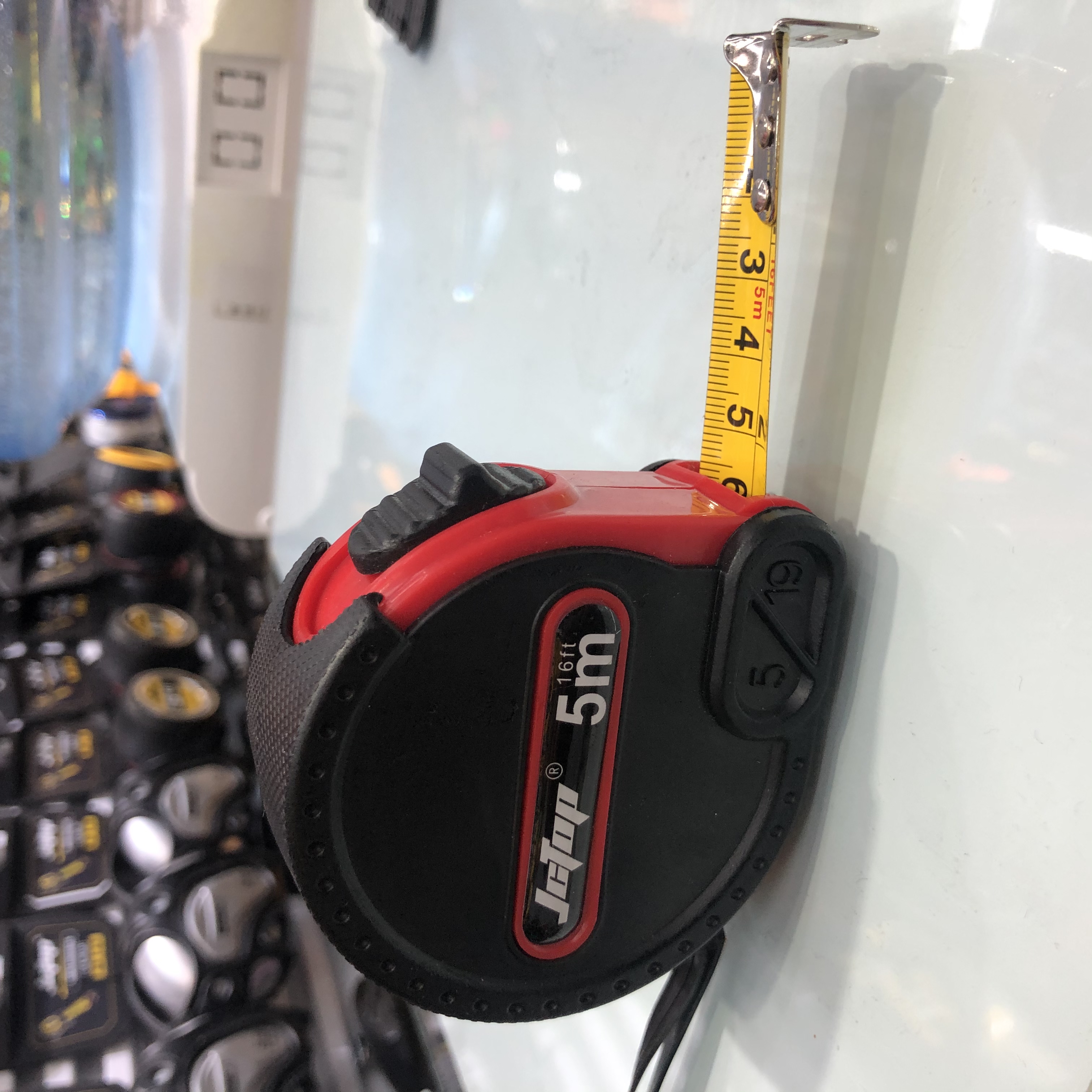 Steel tape measures 2 meters, 3 meters, 3.5 meters, 5 meters, 7.5 meters, box rulers, high-precision double-sided tape measures details Picture
