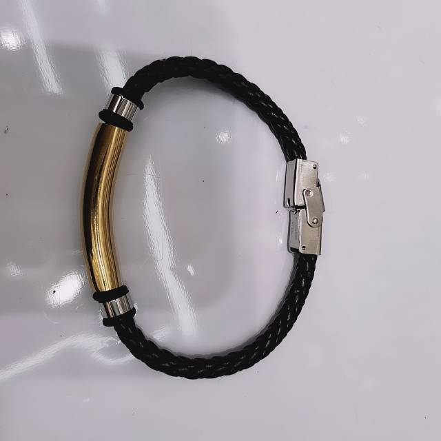 Factory direct sales of copper tube stainless steel bracelets of medium and low grades for men and women, leather wrists details Picture