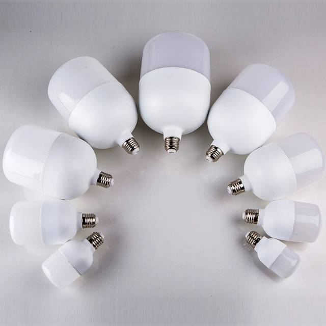 led球泡灯/大莱款恒流三防球泡灯/新款家用工程用LED产品图