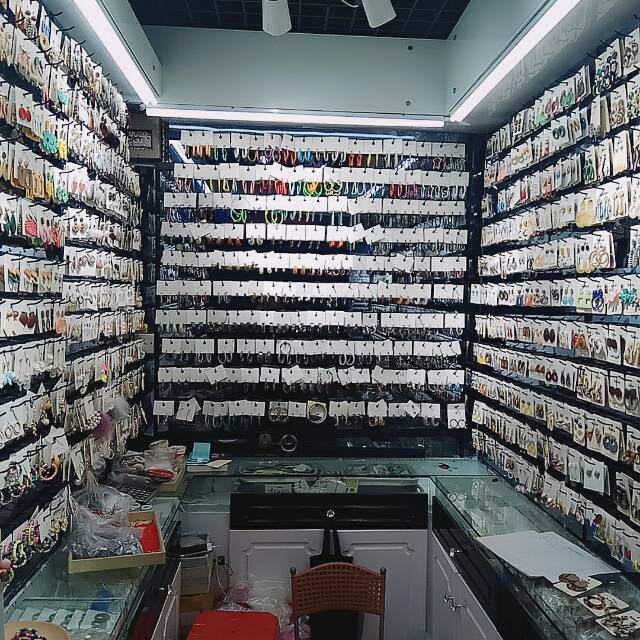 Sasa Accessories describe pic - 3