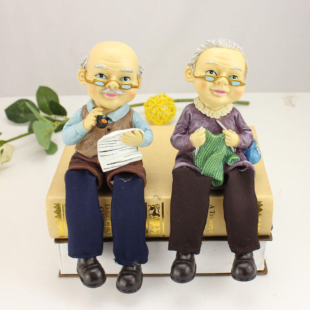 Manufacturers of authentic resin crafts pastoral grandpa grandma pendents furniture ornaments thumbnail