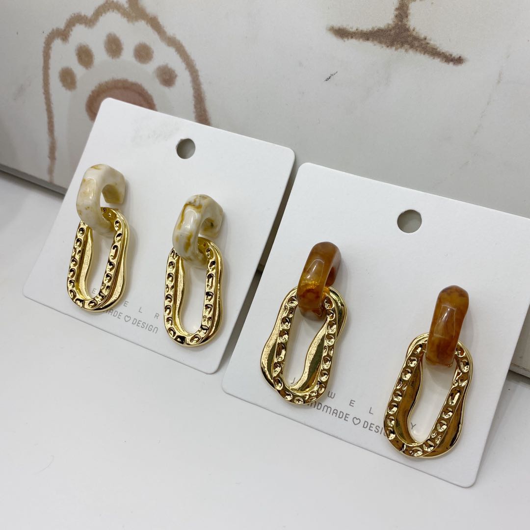 Korean-style metallic texture and elegant pendant earrings, cute and sweet style, fashionable long earrings, internet-famous accessories Specification image