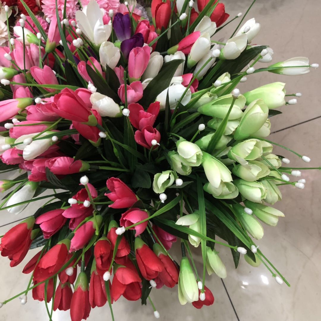 Factory Direct Sales Simulation Flower Silk Cloth Decoration Simulation Magnolia Bouquet Wedding Road Layout Fake Flowers 6 Head 18 Fork Magnolia details Picture