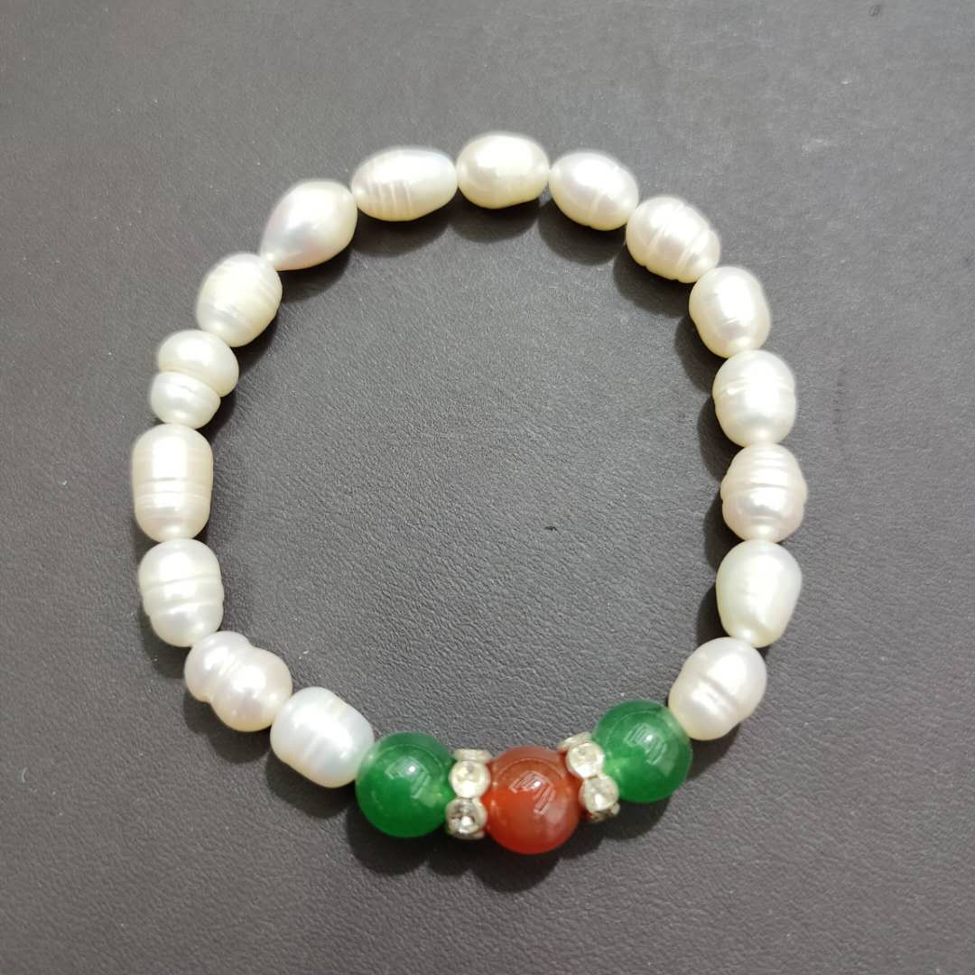 Hot-selling lady classic series red and green natural stone freshwater pearl bracelet thumbnail