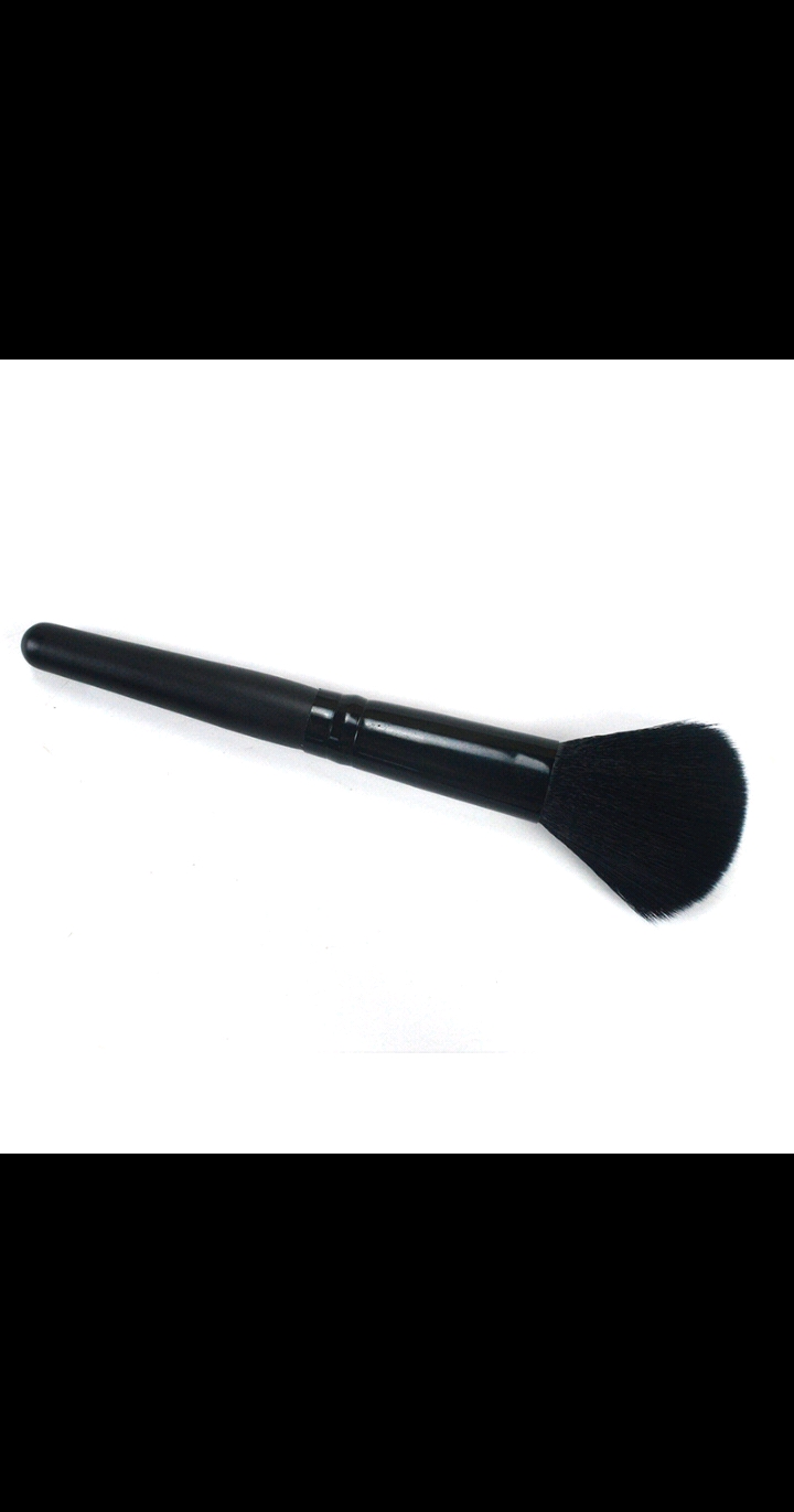 Hot style boutique makeup brush thumbnail