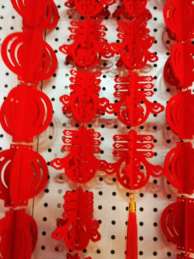 植绒镂空灯笼挂件春节装饰镂空工艺品喜庆节庆用品产品图