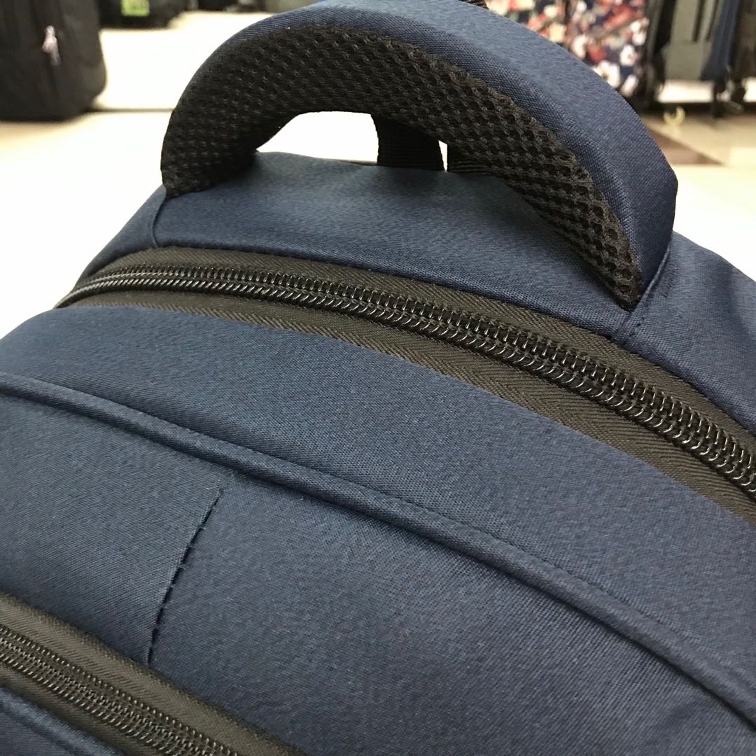 双肩包男女校园初中高中学生书包旅行电脑大容量潮流时尚休闲背包细节图