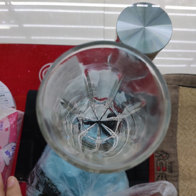 The three-piece glass water cup set is available in multiple specifications Specification image