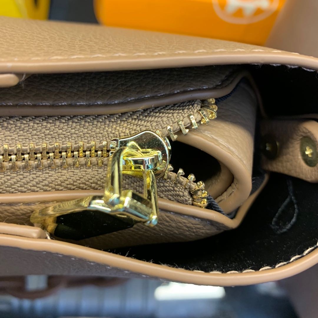 Spring bucket bag, women's bag, fashionable and high-quality handbag, soft leather single-shoulder bag, versatile crossbody bag Specification image