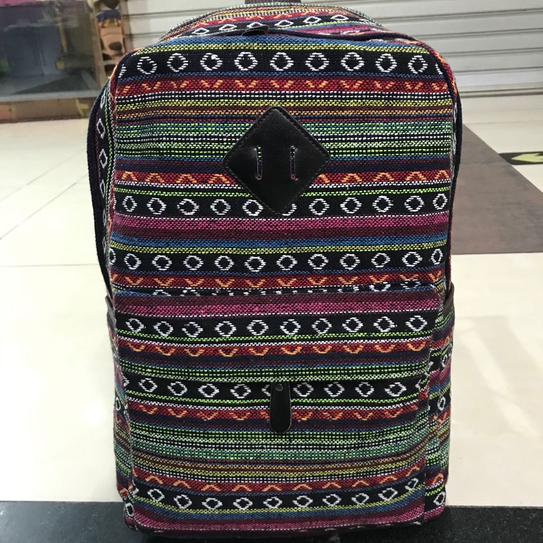 A casual and fashionable striped ethnic style backpack for foreign trade