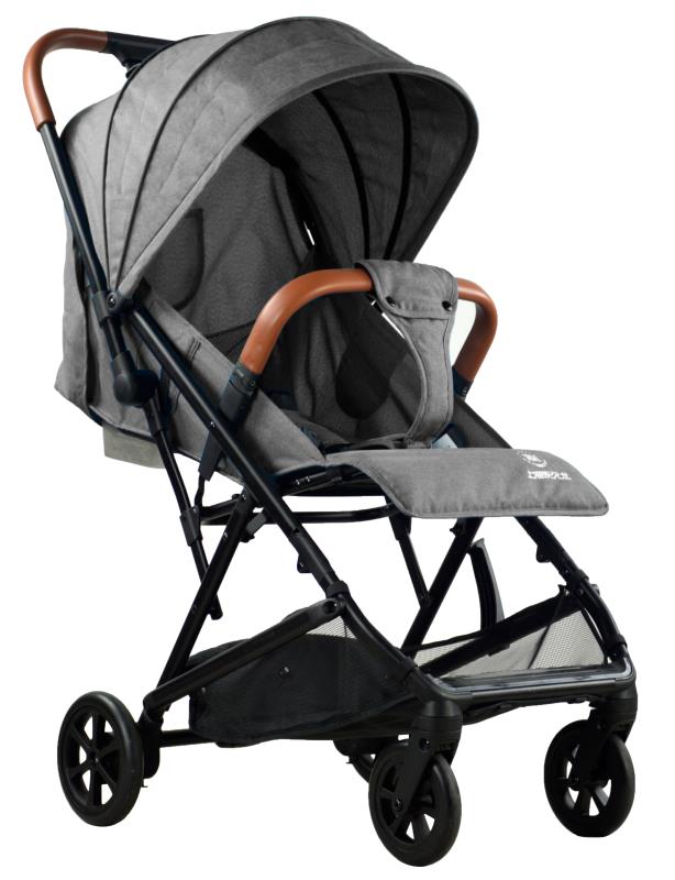 The lightweight baby stroller, after being folded in three folds, has a smaller body and can be directly loaded onto an airplane. It features flexible wheels, silent tires and leather handles Specification image