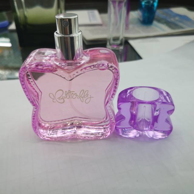 淡紫色玻璃透明蝴蝶型少女风香水瓶喷雾瓶细节图