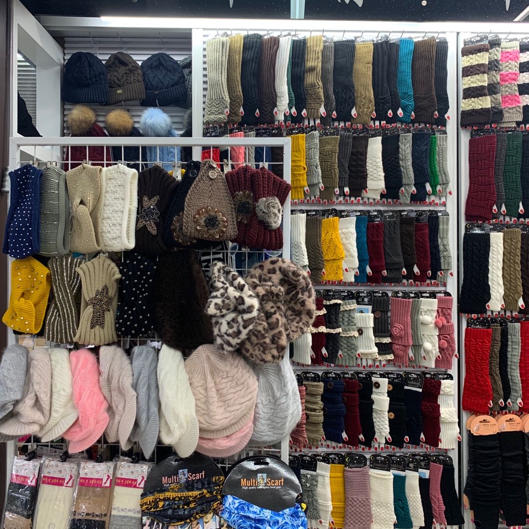 Jinzhen Knitting Factory, Yiwu City, Zhejiang Province describe pic - 2