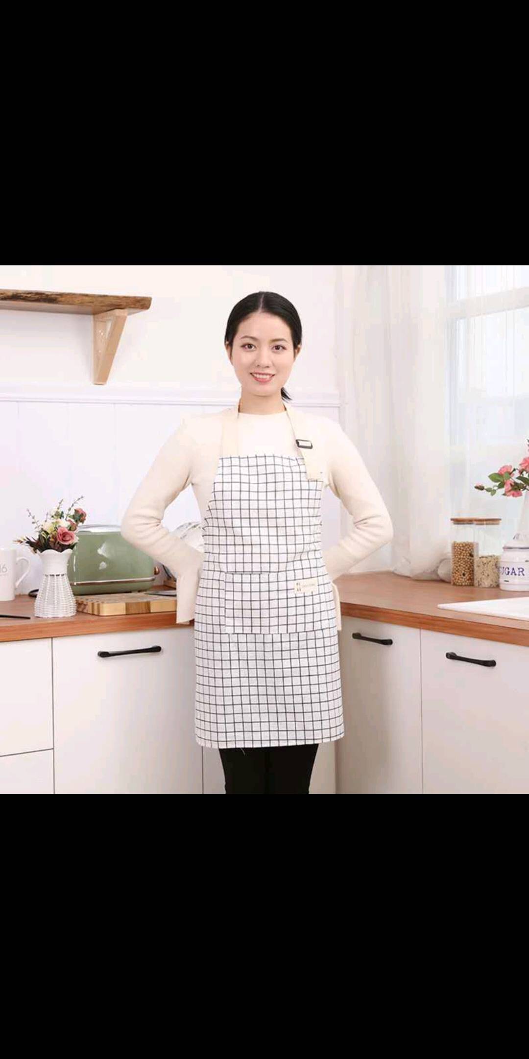 The Life Blue kitchen cotton and linen apron can be used to dry hands. It is suitable for the kitchen, baking room, coffee shop, and men's and women's waist and protective clothing. It is modern and simple