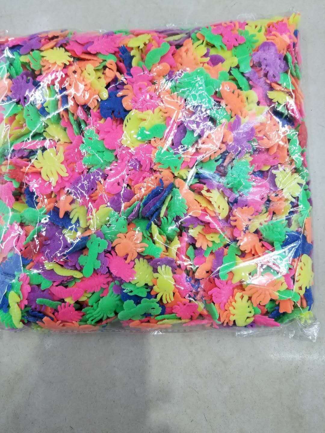 宝宝膨胀玩具海洋宝宝泡水变大海绵宝宝