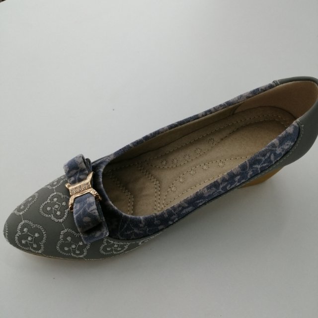 金属扣蝴蝶结时尚休闲平底平跟女鞋春夏新款舒适船鞋单鞋细节图