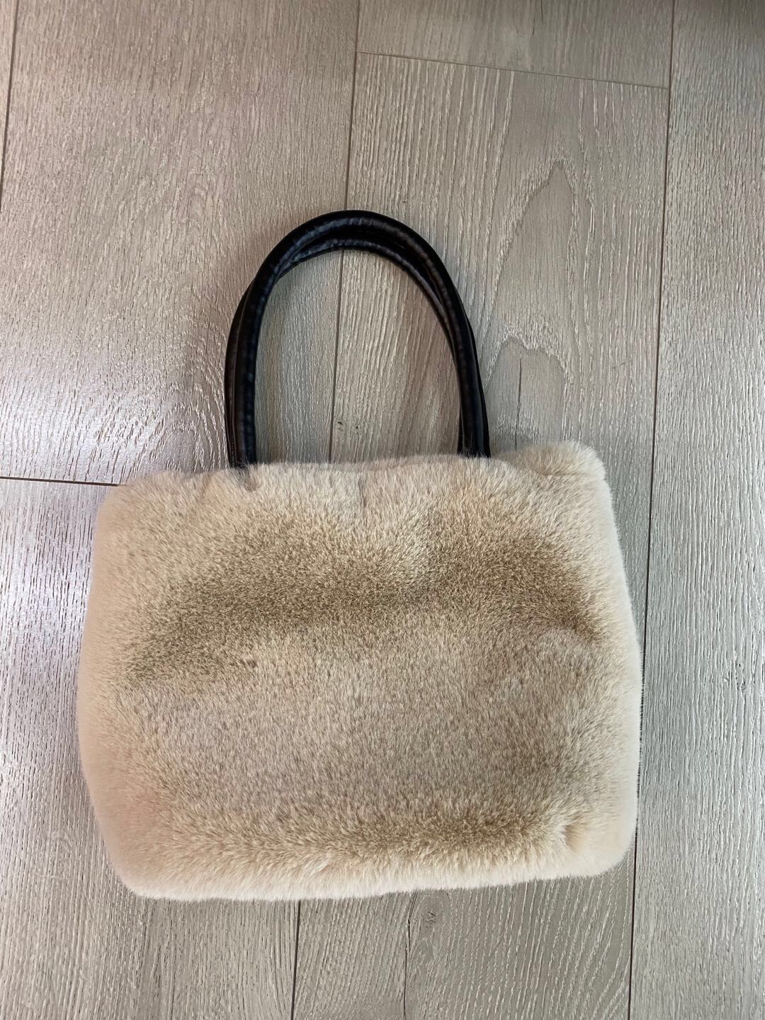Ladies fashion trend casual casual hot style imitation fur handbag bag