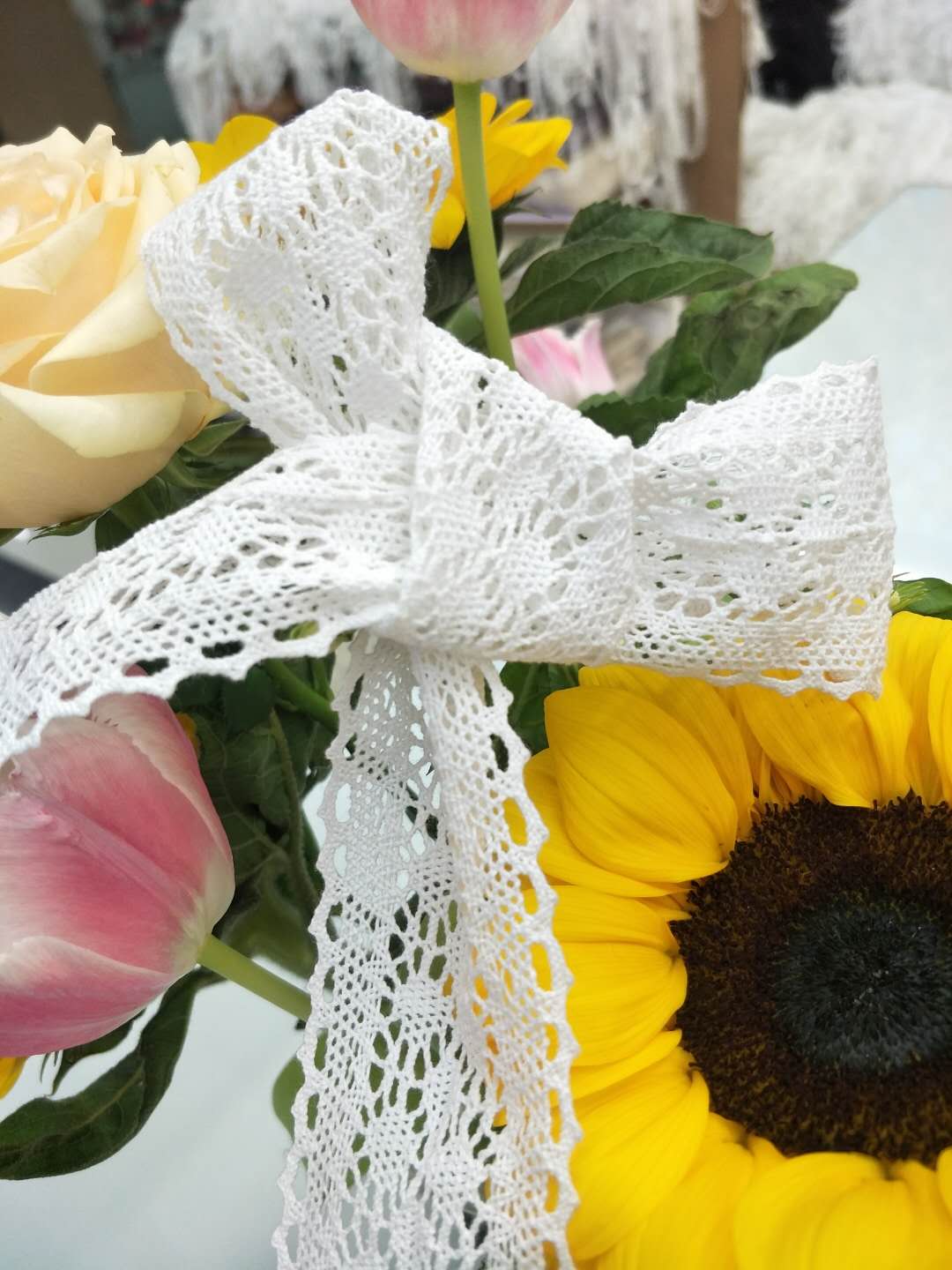 We offer a wide range of fashionable cotton lace trims in stock for various uses. Wholesale cotton trims details Picture