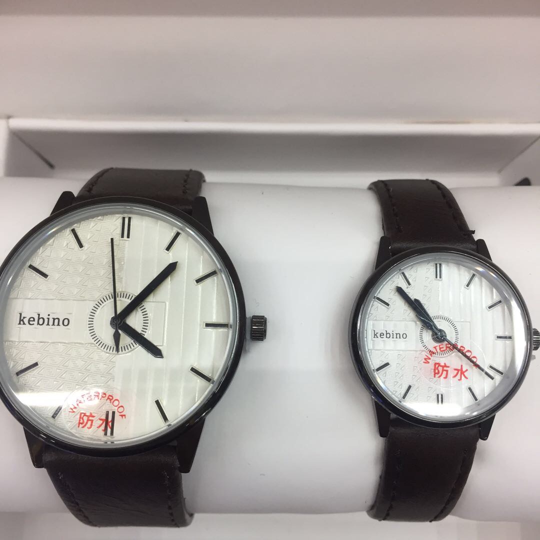 韩版简约时尚手表女士学生手表男士女表情侣防水超薄石英男表腕表