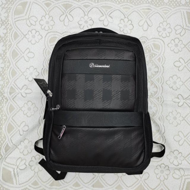 户外双肩包男士大容量旅行轻便休闲徒步背包女运动防水旅游登山包