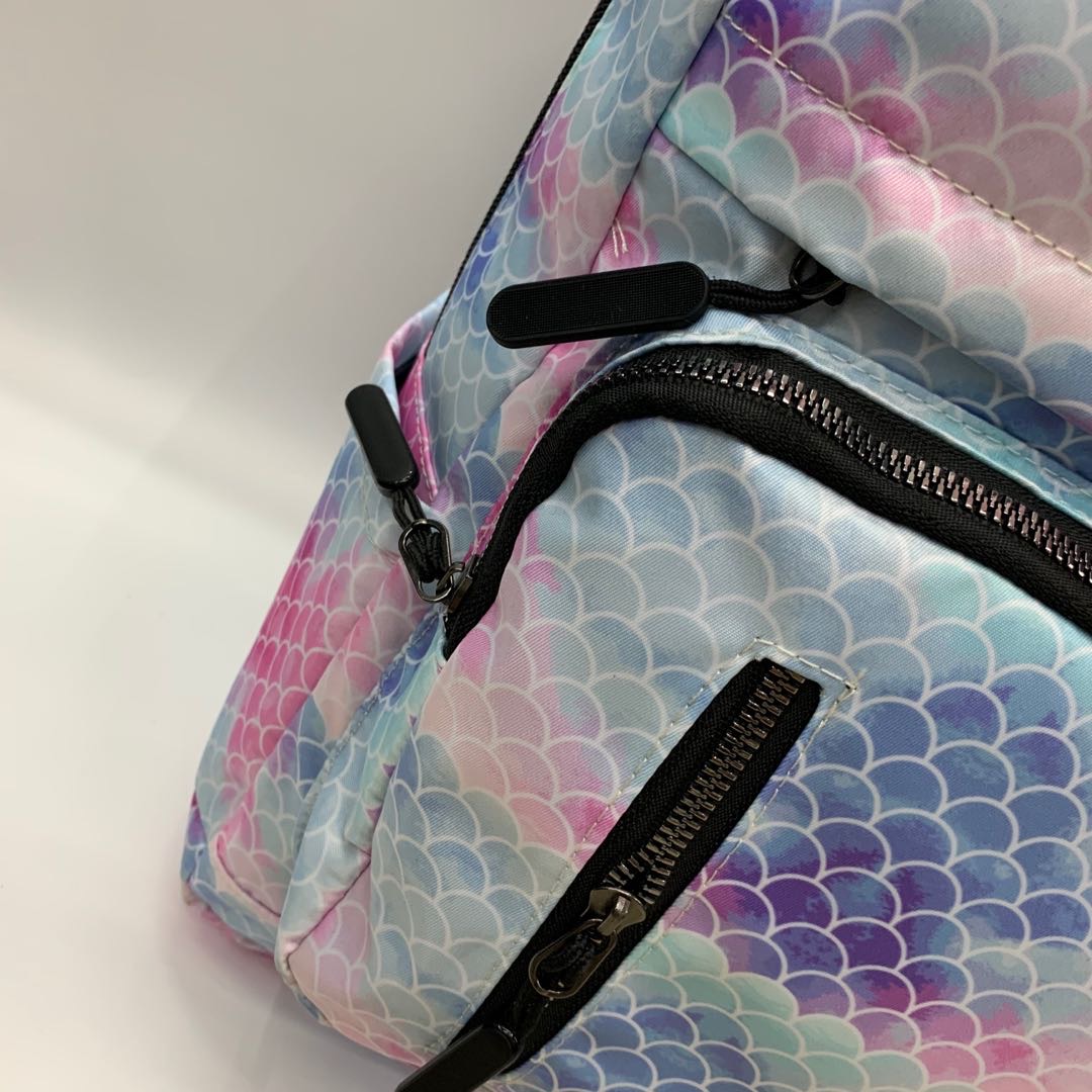 Large-capacity washable nylon backpack for girls details Picture