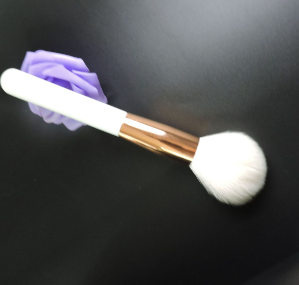 大号羊毛单支火焰散粉刷蜜粉化妆刷定妆粉饼刷02详情3