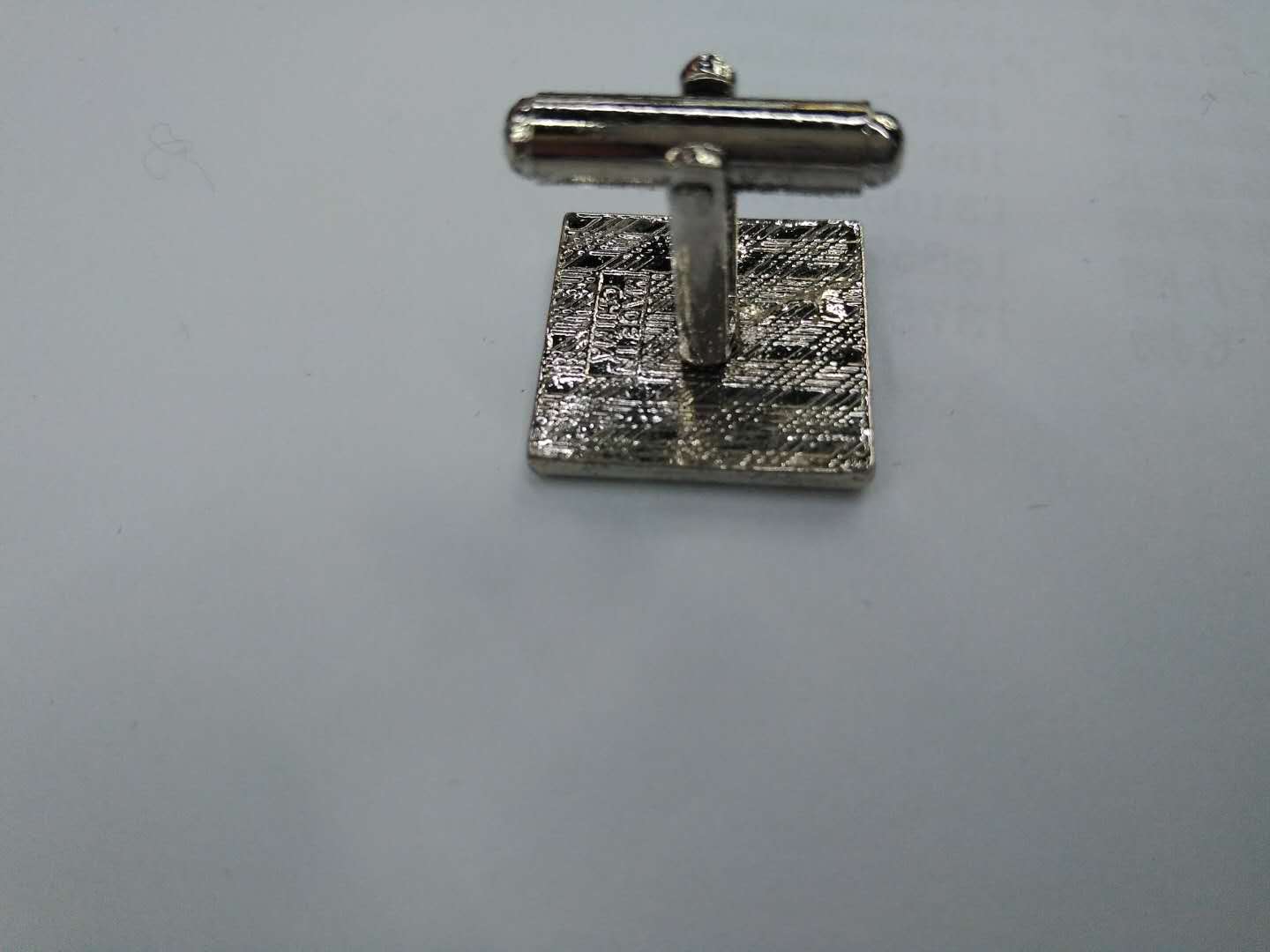 Factory direct sales of high-end suit metal cufflinks, custom-made cufflinks and buttons, factory wholesale Specification image