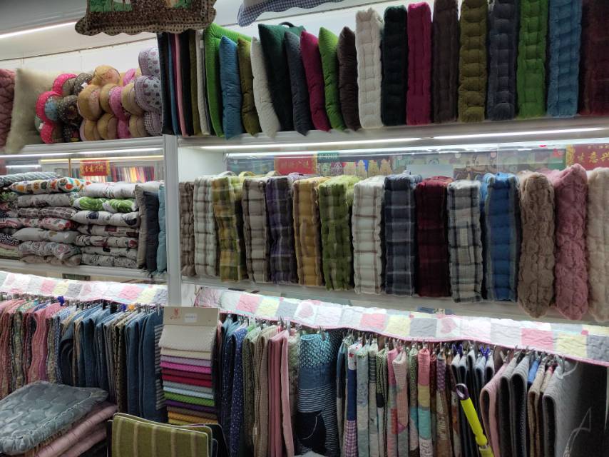 Pujiang Kaisalan Home Textile Co., LTD describe pic - 2
