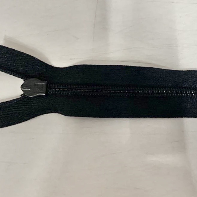 Pants zipper accessories: Nylon zipper, closed short pull lock, clothes pocket, men's trousers, front zipper, black zipper details Picture