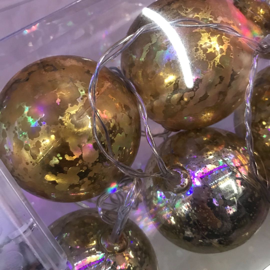 Golden ball led color lights, flashing lights, string lights, starry sky lights, night lights, bedroom lights, string hanging lights, room decoration items details Picture