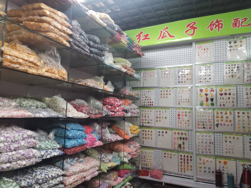 Red melon seed jewelry accessories describe pic - 2