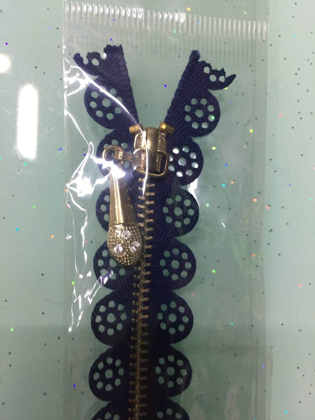 Resin Nylon Invisible Zipper To Sample Manufacturers Direct Sales details Picture