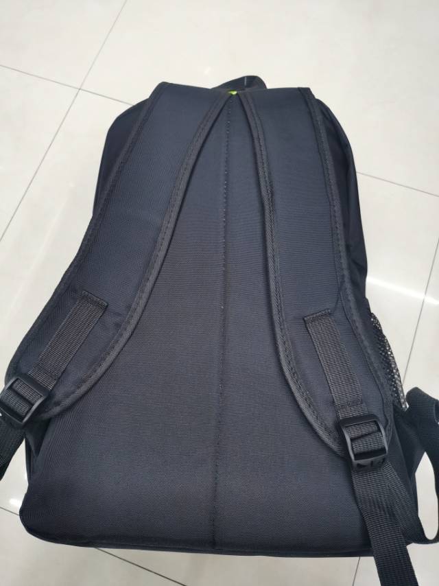 新款韩系大容量帆布多功能双肩电脑包细节图