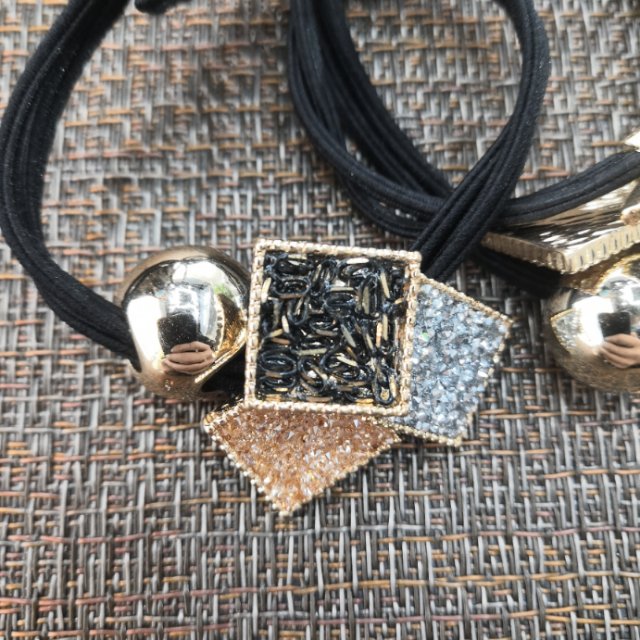 Pearl headband, Korean fresh and clean pendant, simple Korean version water diamond, colored diamond, hair tie, hair band, hair band headwear details Picture