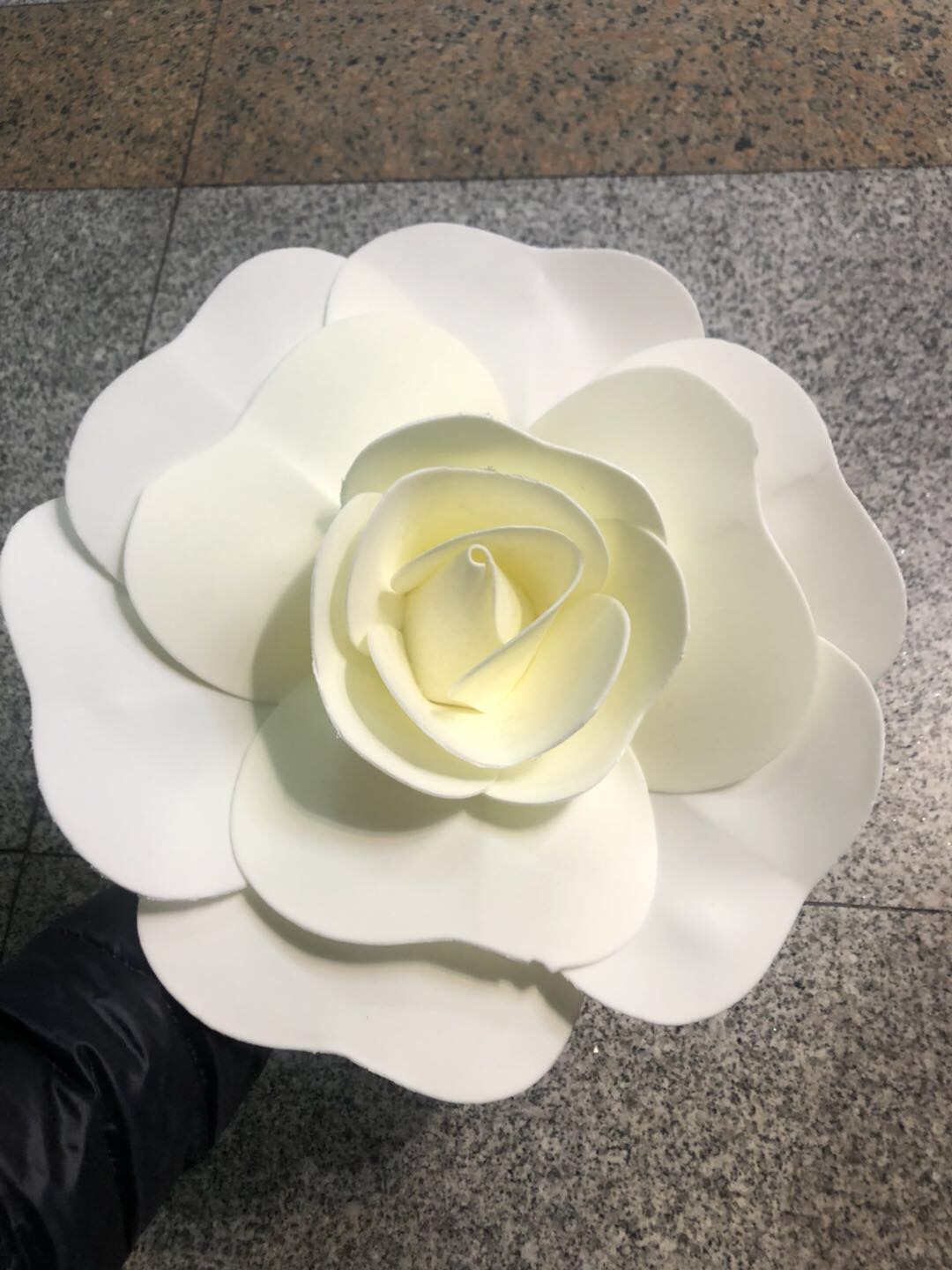 Fake flower simulation flower Nordic ins wind light luxury living room floral decoration table rose silk flower decoration thumbnail