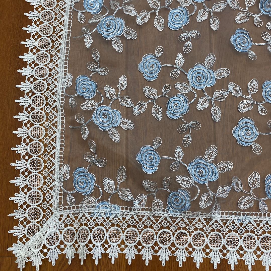 Computer-embroidered lace tablecloth 85*85 details Picture