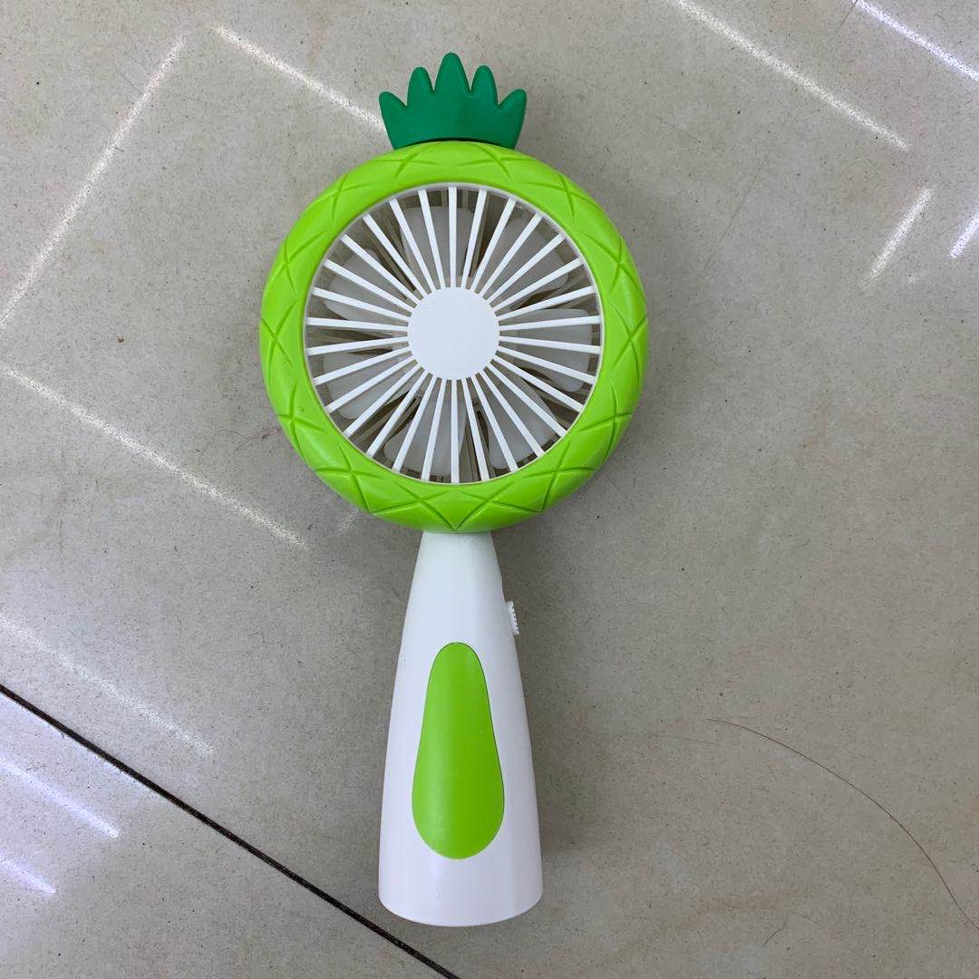 火爆韩系手持水果简约台式迷你风扇充电式便携风扇