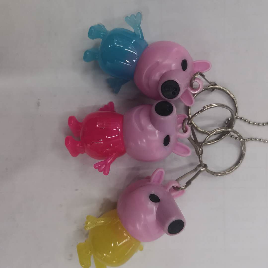 小猪钥匙扣圈链挂件配饰小礼品产品图