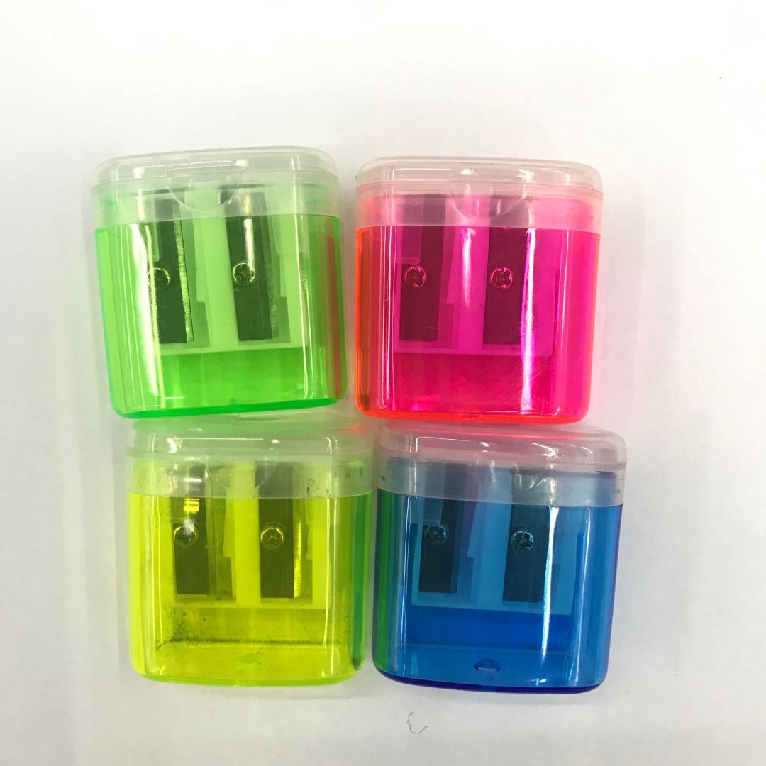 Pencil sharpener Mini pencil sharpener children and primary school students with pencil sharpener portable lovely metal small portable simple pencil sharpener small sketch color lead pencil sharpener wholesale thumbnail
