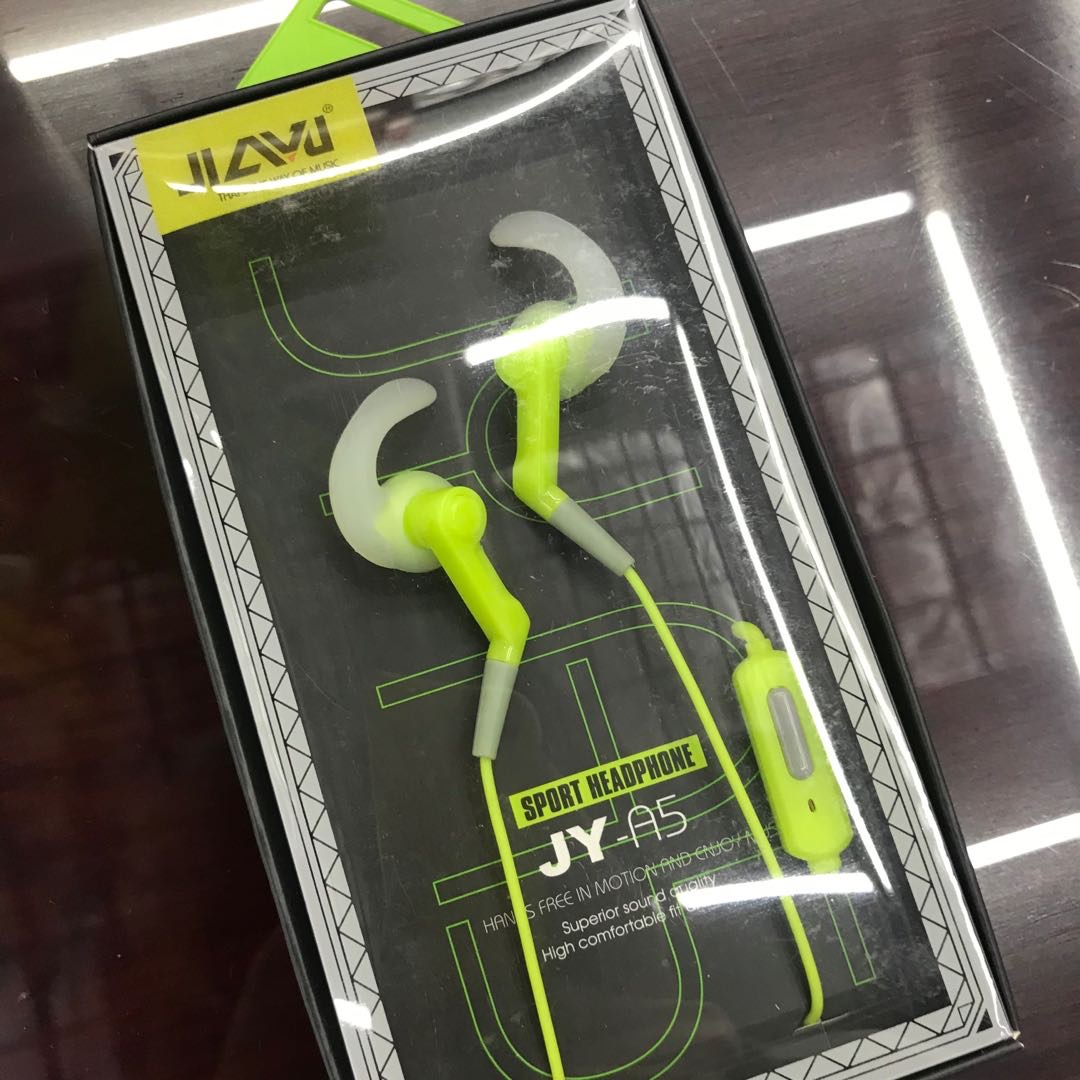 丰扬入耳式重低音线控调音耳机电竞游戏带麦耳塞通用华为安卓手机产品图