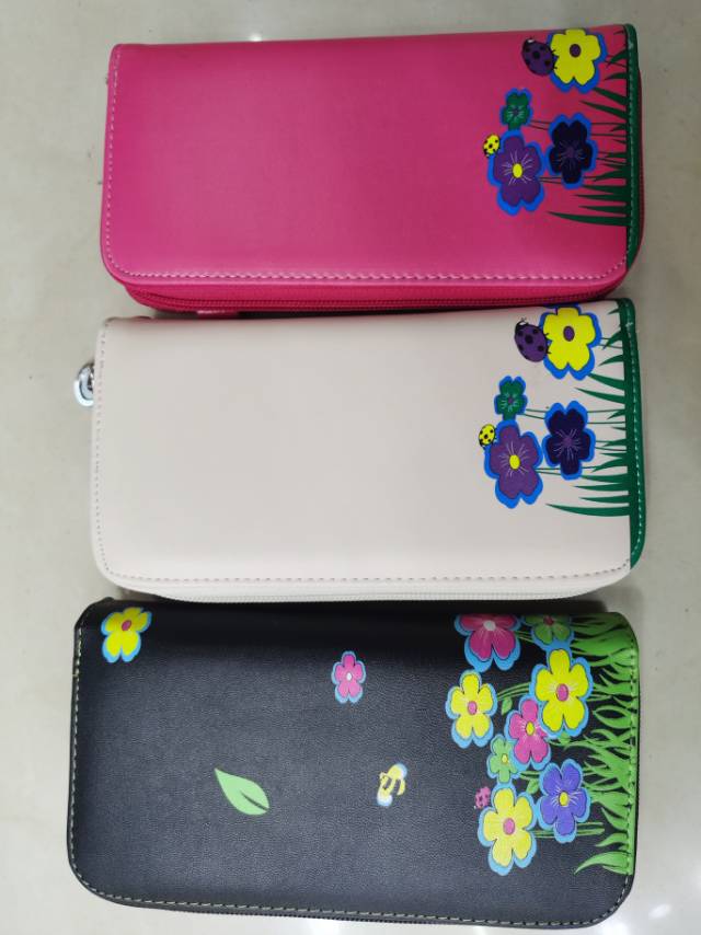 单拉链带扣pu女士多层钱包细节图