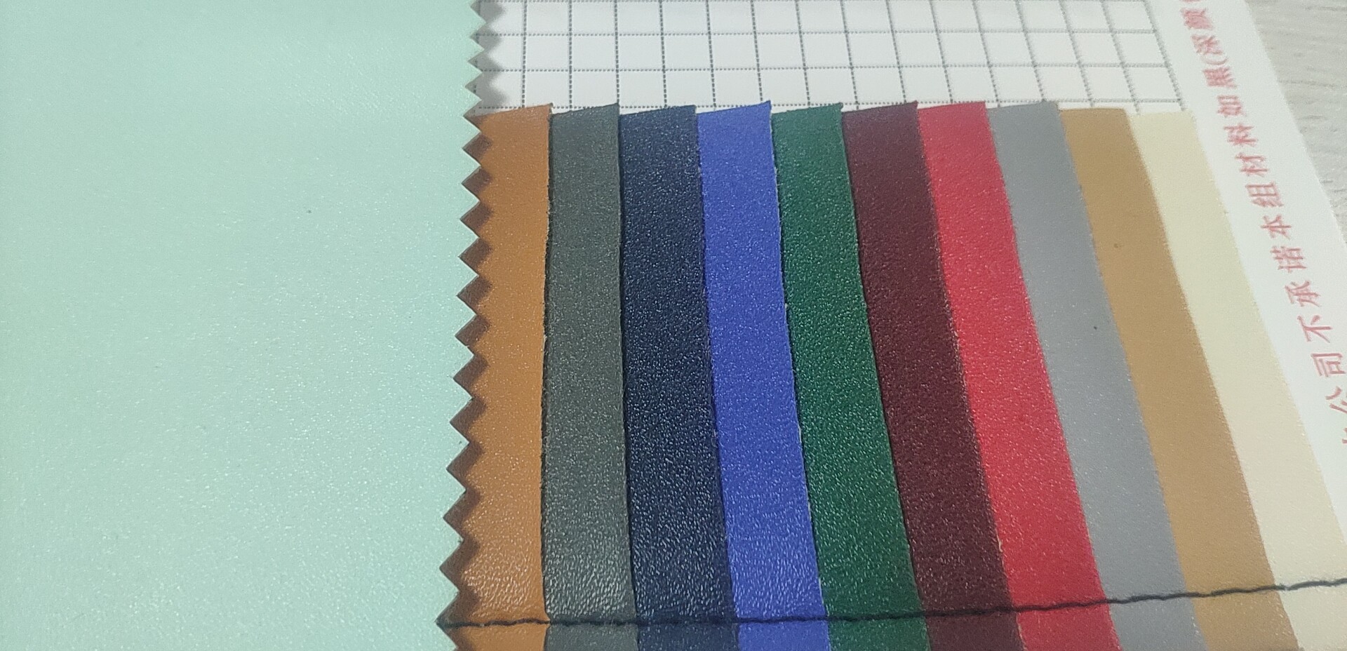 8911 Factory direct sales, hot-selling new PVC leather, large stock of high, medium and low-end luggage, sofa, shoe materials and fabrics Specification image
