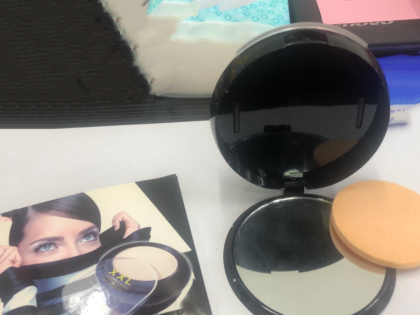 8401 Foreign Trade Supply Silky Clear Powder Perspiration Resistant Oil Control Concealer Strong Contorting Setting Powder details Picture