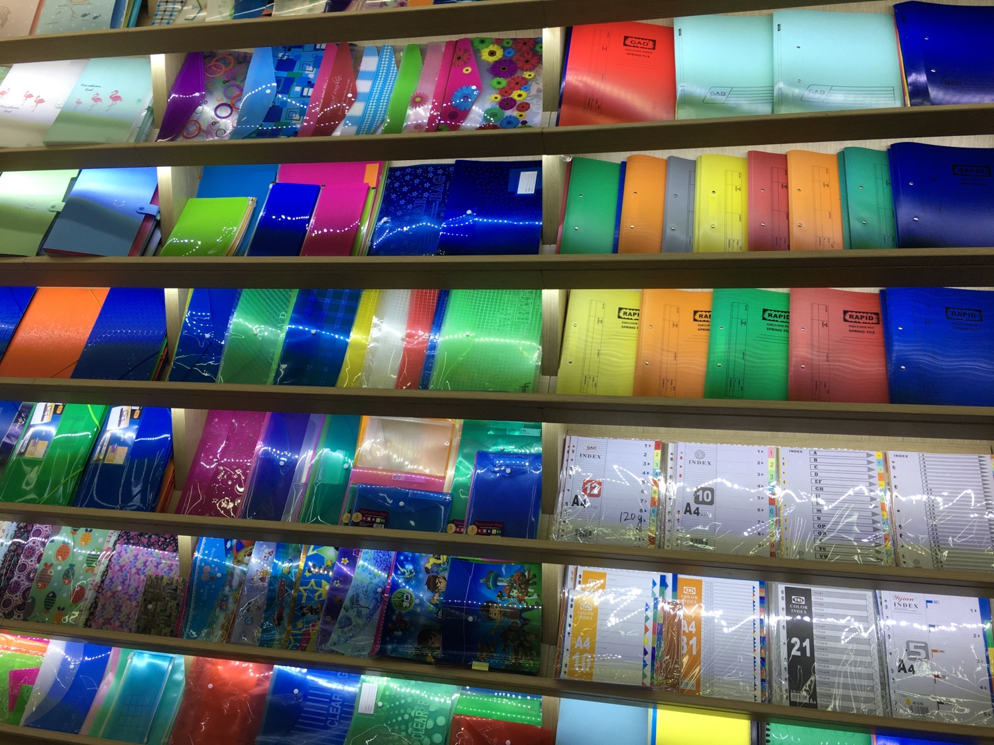 Yiwu City has opened a cultural supplies factory