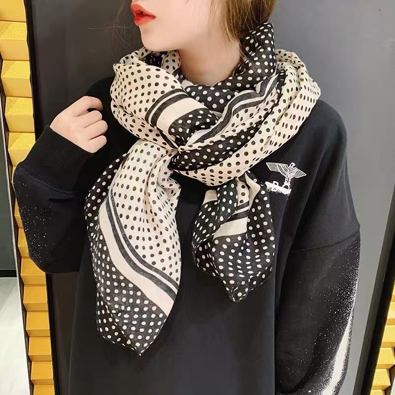 Black And White Polka Dot Long Scarf Warm Korean Fashion Casual Scarf details Picture
