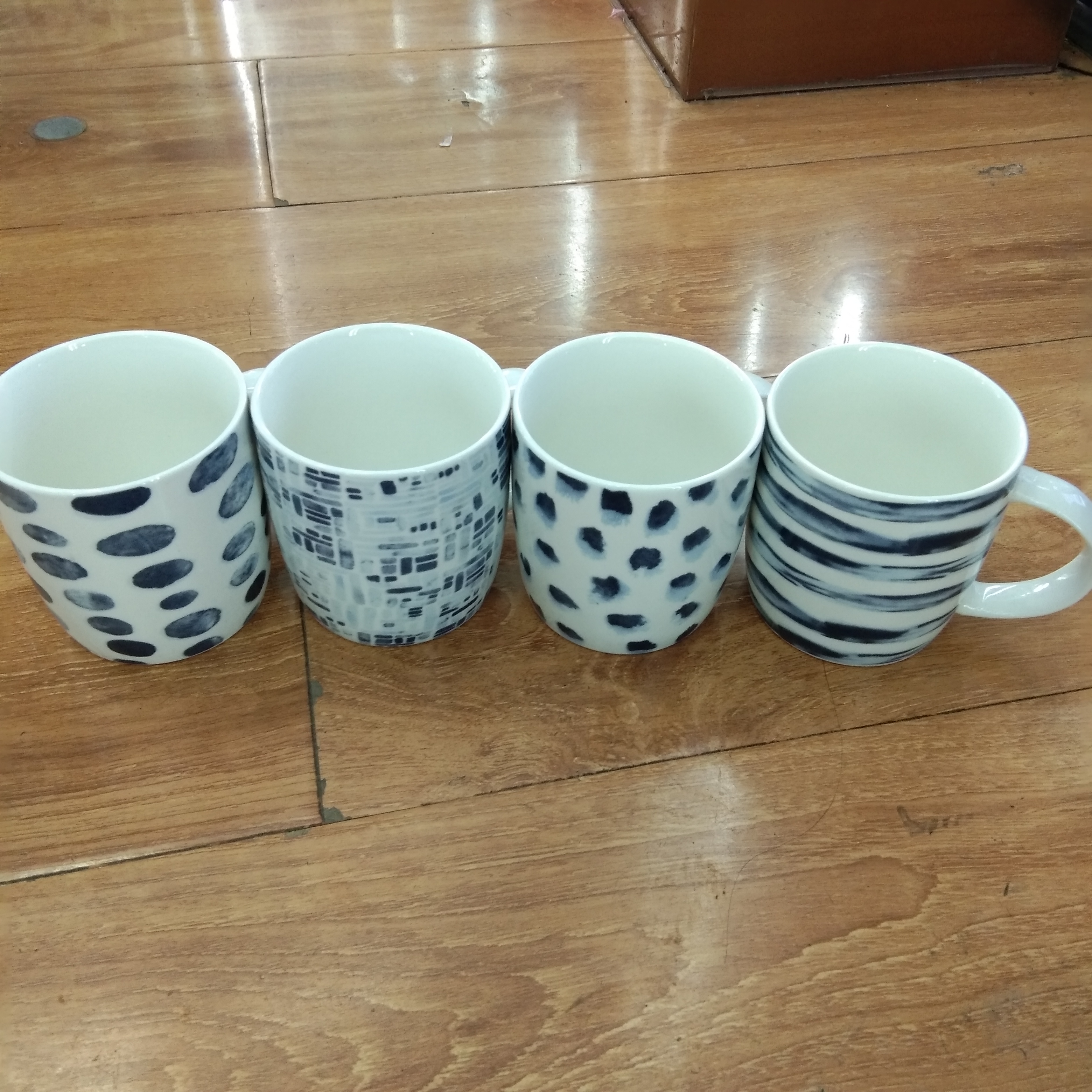 Ceramic striped creative mug household cup Xingbi XB078