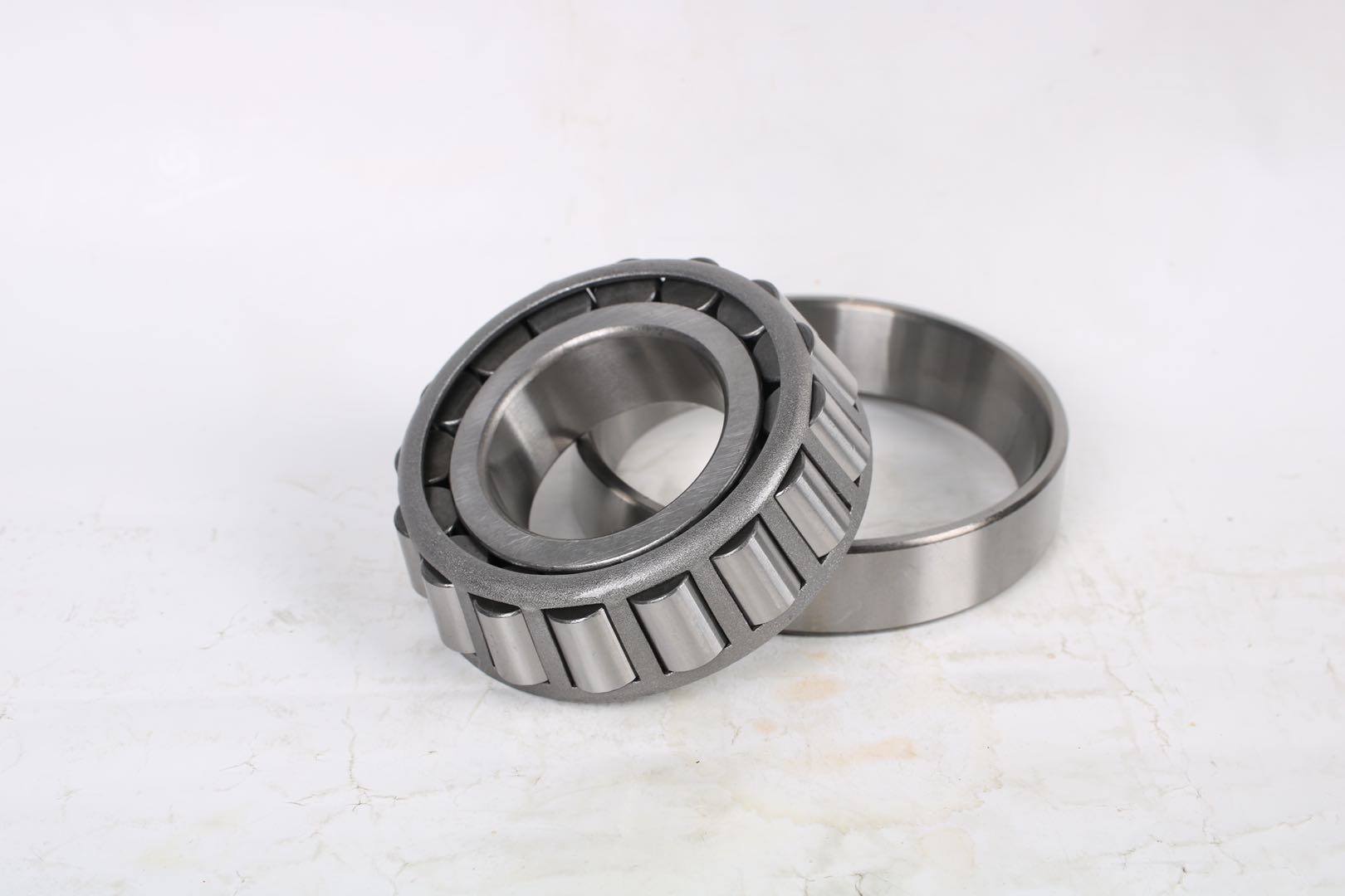 Tapered Roller Bearing 32203 32204 32205 32206 Special For Automotive Wheels