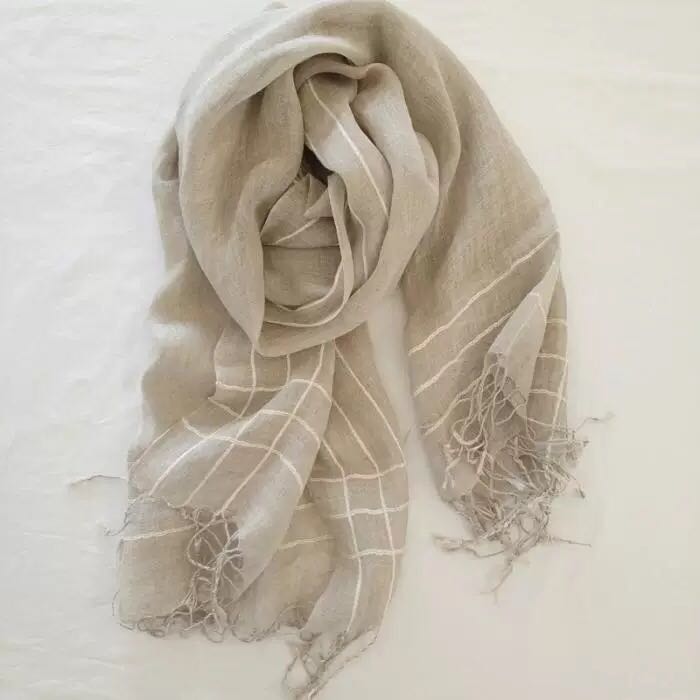 Spring and autumn women's versatile and artistic checkered cotton and linen scarf, long knitted scarf