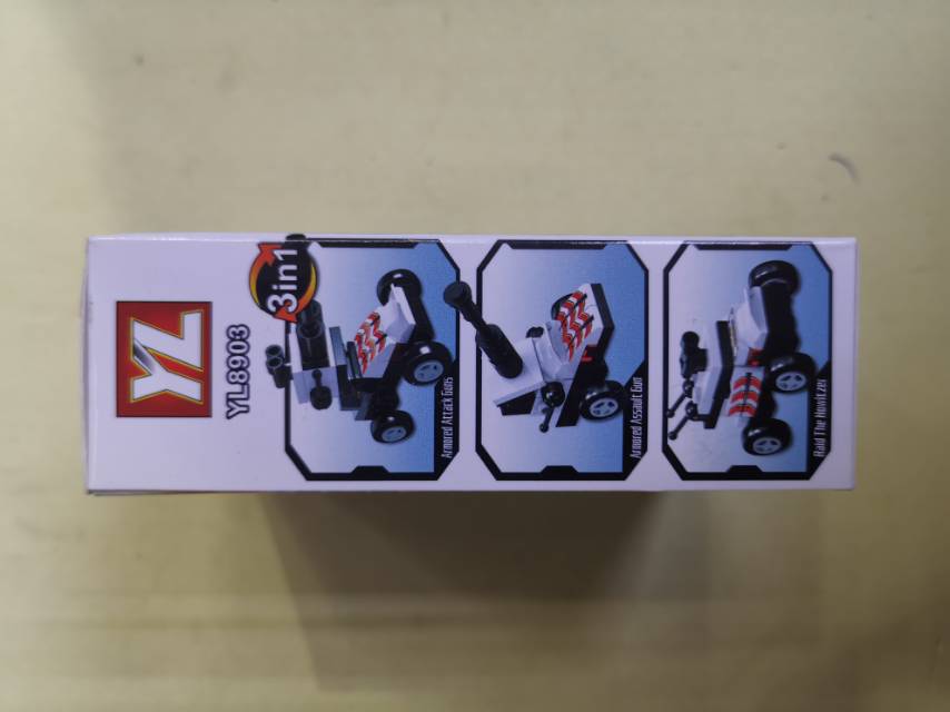 One box of the Raiding Car children's small particle building blocks can be assembled into three shapes details Picture