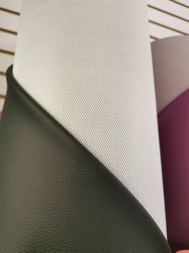 Factory direct sales with stock available for wholesale at low prices. The surface of the car leather is clean and has a good texture Specification image